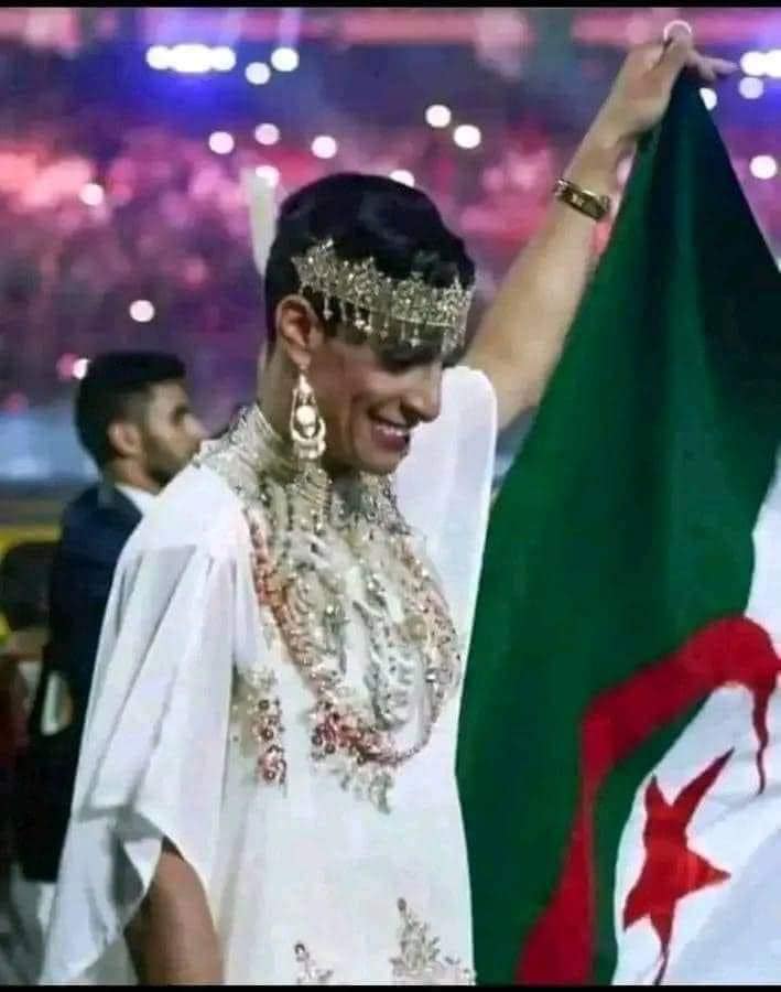 بكل فخر بطلنا المخنث “إيمان خليف” هو من حقق الفوز لدونالد ترامب في الانتخابات الرئاسية